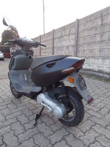 Aprilia Sonic 50 del 1998 compreso targa -tagliando-garanzia