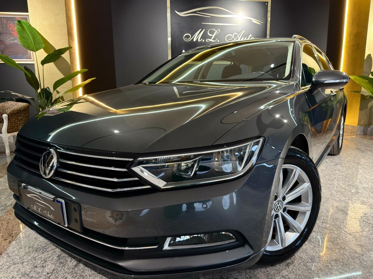 Volkswagen Passat Variant 2.0 TDI DSG Highline Blu