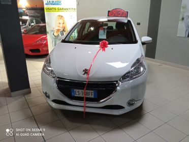 Peugeot 208 1.4 HDi 68 CV 5 porte ACTIVE PACK NEOPATENTATI