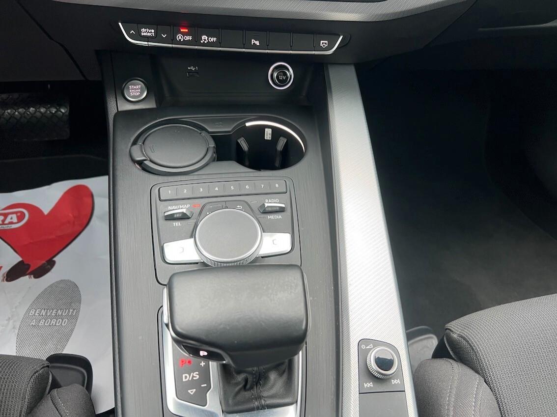 Audi A4 40 2.0 tdi Sport S-Line quattro 190cv s-tronic