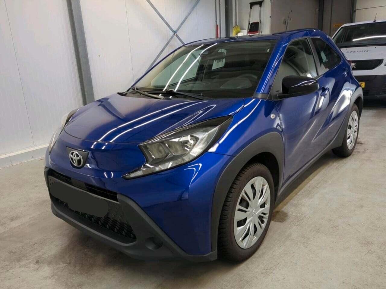 Toyota Aygo X 1.0 VVT-i MT Play