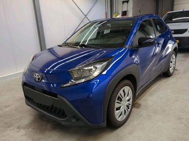 Toyota Aygo X 1.0 VVT-i MT Play