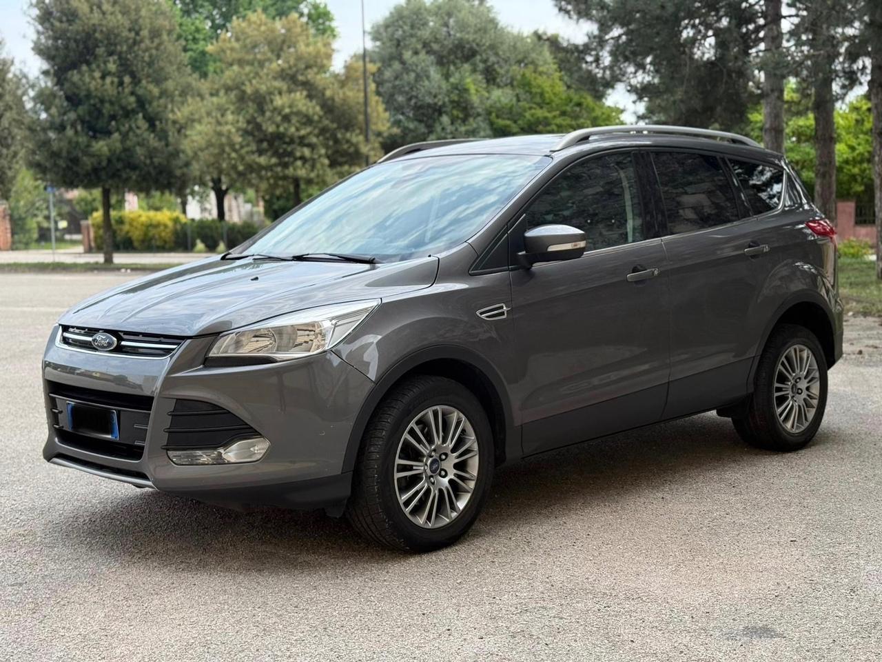 Ford Kuga 2.0 TDCI 163 CV 4WD Powershift Titanium