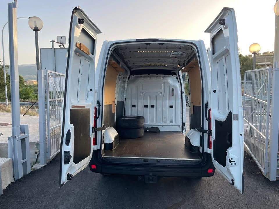 Renault Master 2.3 dci 125 cv