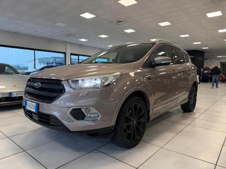 Ford Kuga 2.0 TDCI 150 CV S&S 4WD Powershift Vignale