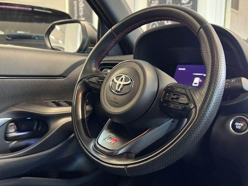 Toyota Yaris Cross Yaris Cross 1.5 Hybrid 5p. E-CVT GR SPORT Black Sky