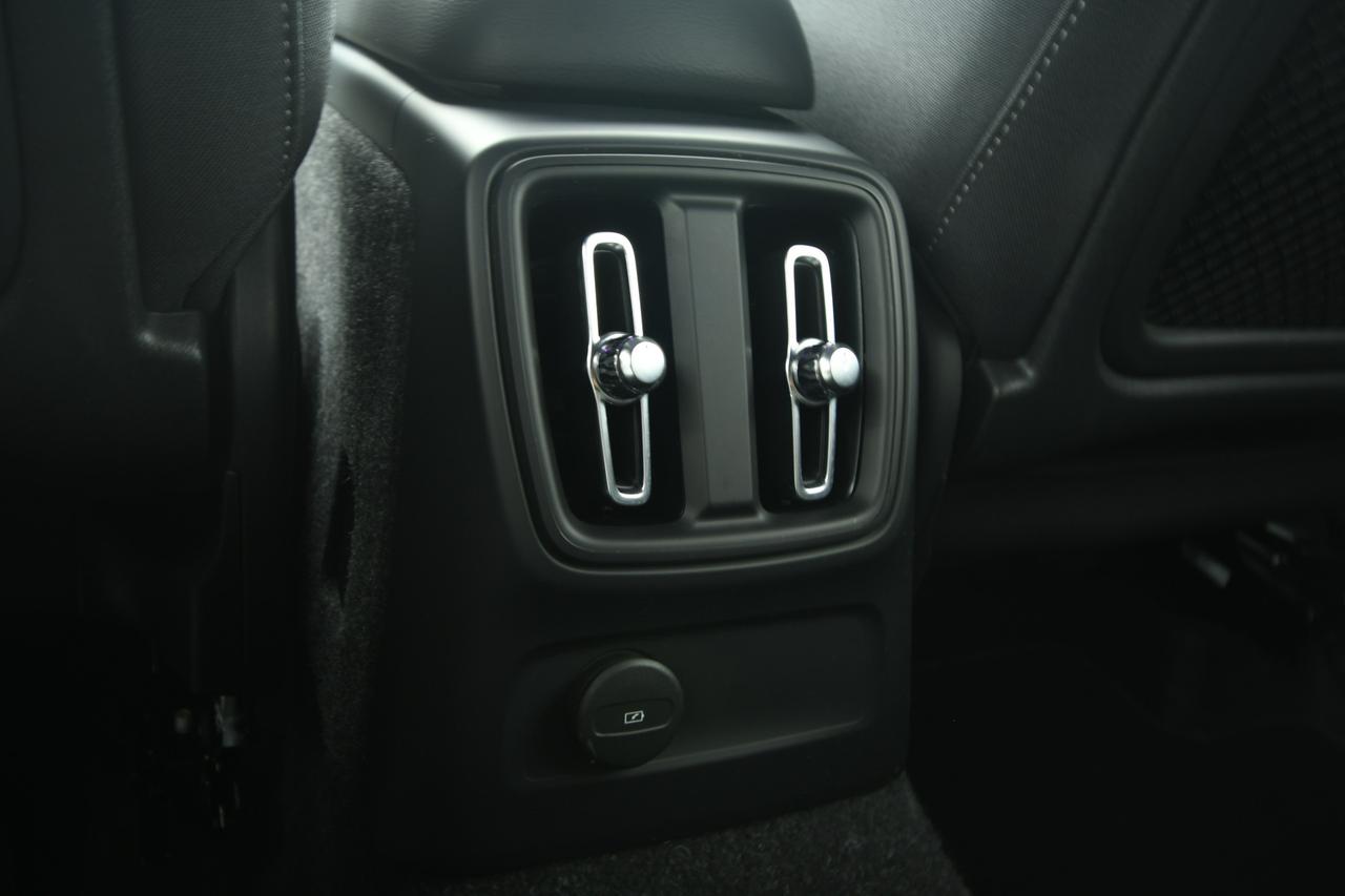 VOLVO XC40 1.5 t5 phev Inscription Expression auto CAMERA 360+APP CONNECT