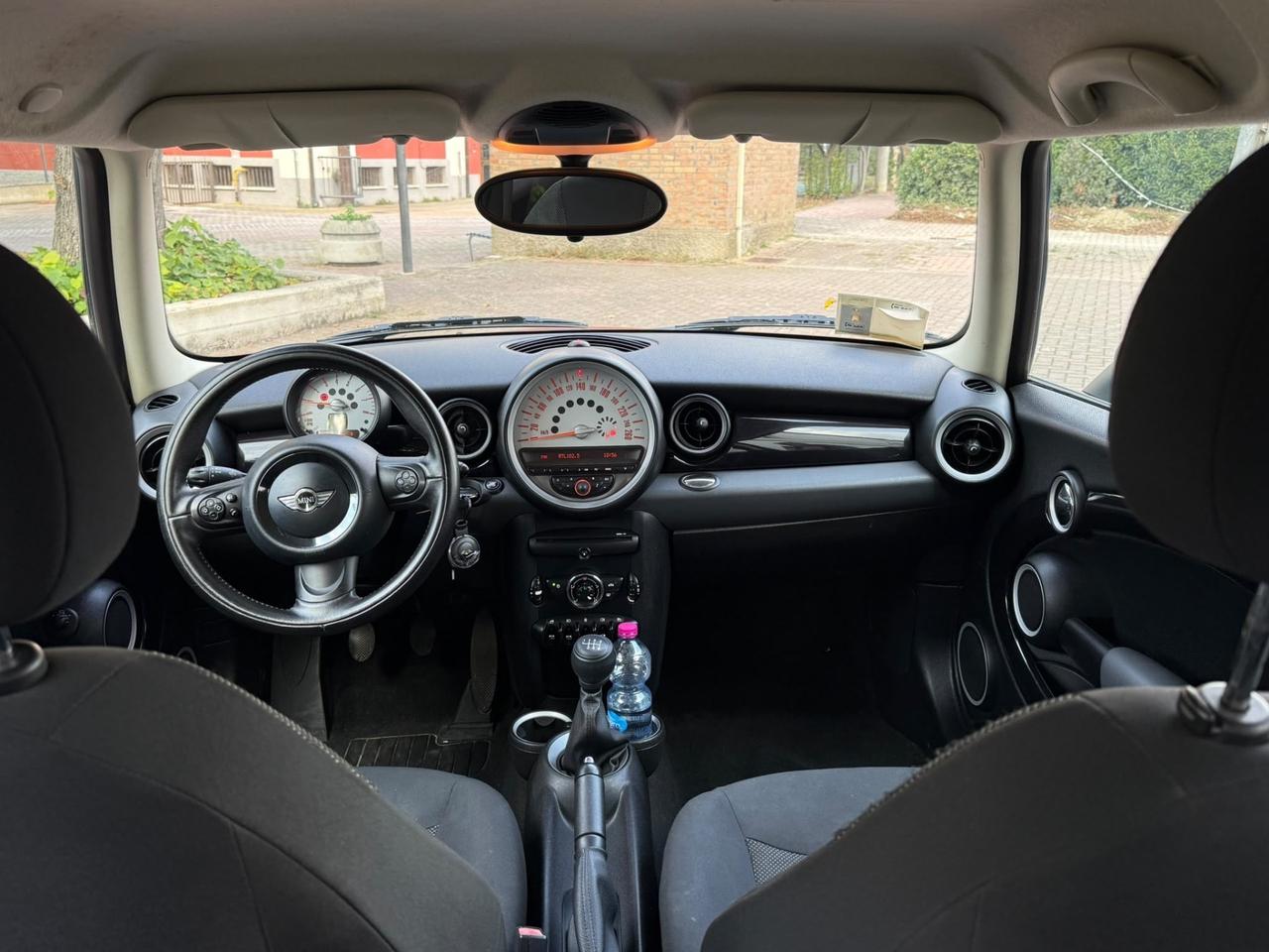 Mini 1.6 16V One (55kW)