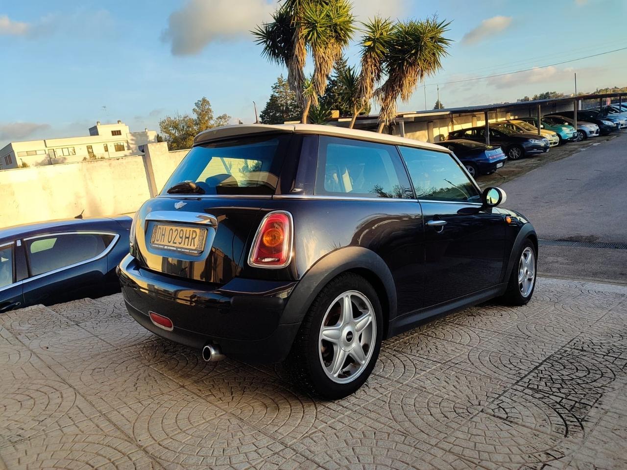 Mini 1.6 16V Cooper Chili