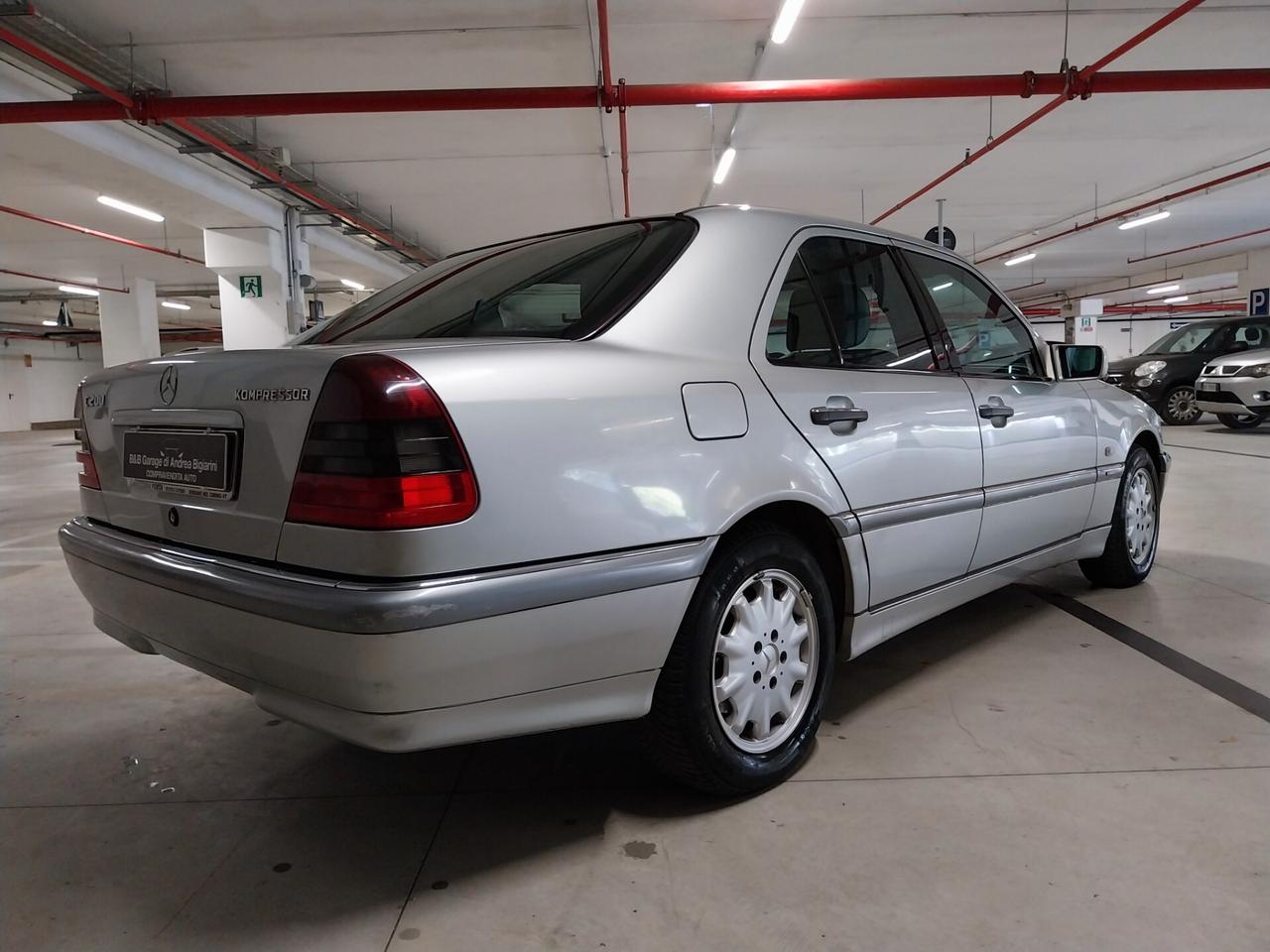 Mercedes-benz C 200 C 200 Kompressor cat Elegance