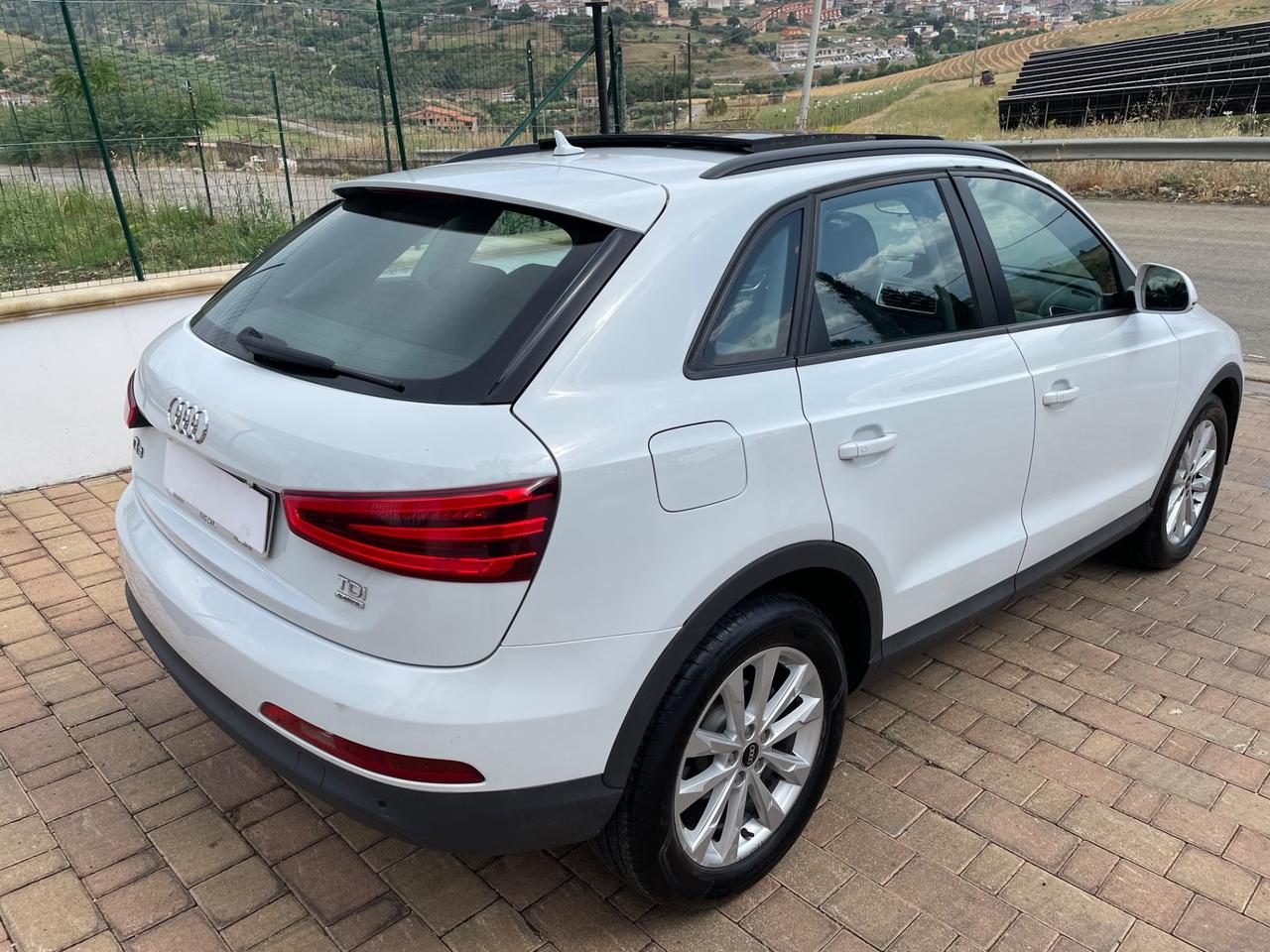 Audi Q3 2.0 TDI Quattro S tronic Tetto Nav
