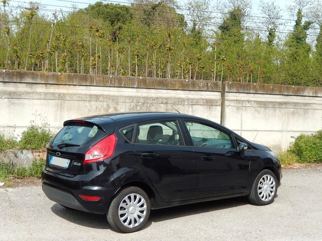 FORD FIESTA VI 1.4 impianto GPL -NON TRATTABILE