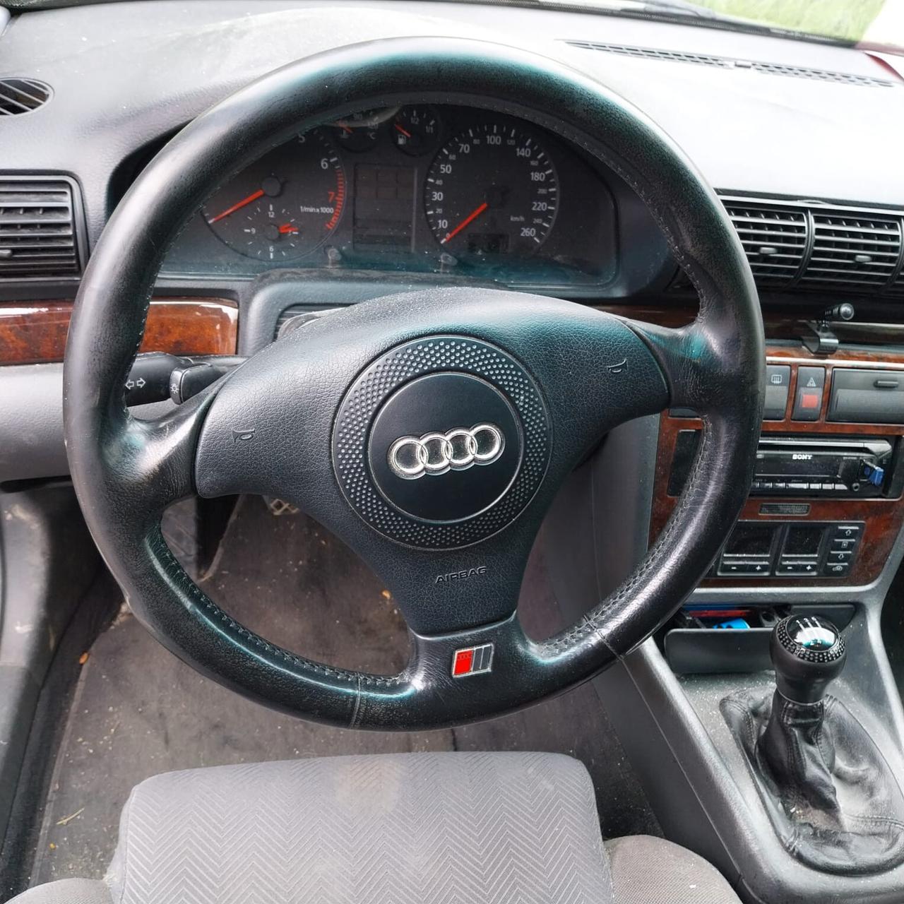 Audi A4 1.8 T 20V cat quattro Ambition