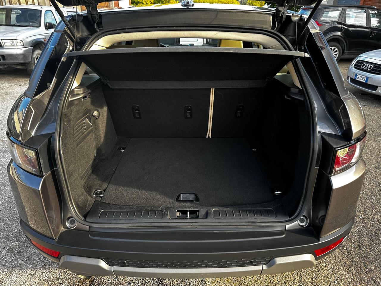 Land Rover Range Evoque 2.2 TD4 5p. Prestige