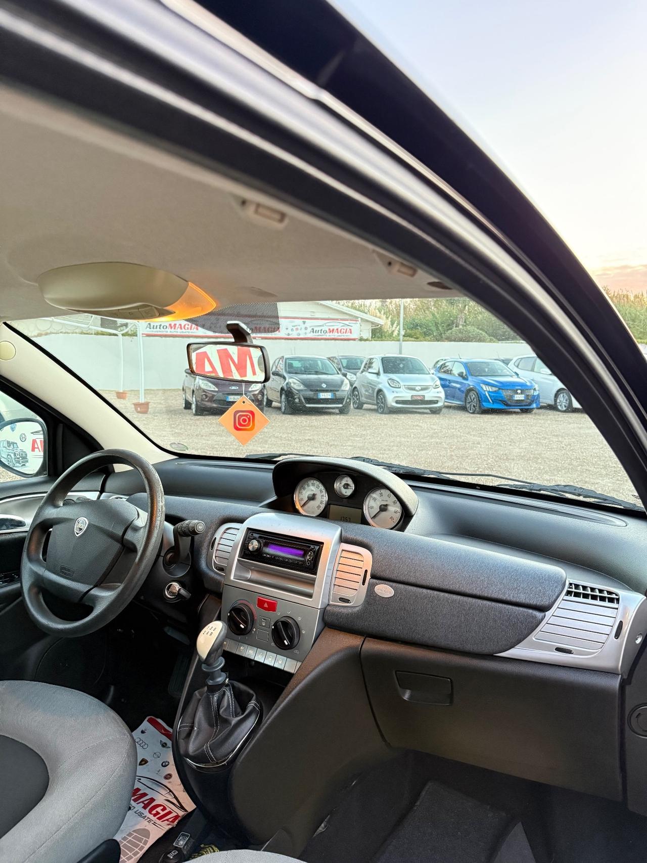 Lancia Ypsilon 1.2 Argento