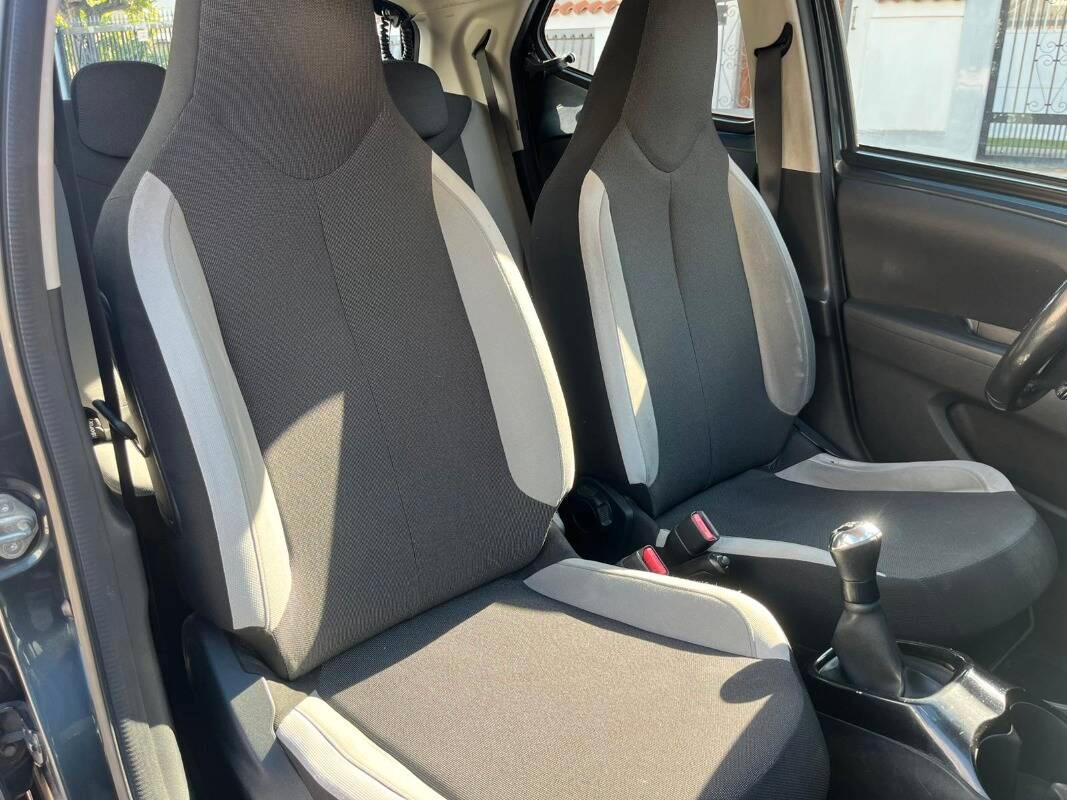 Toyota Aygo 1.0 x-play 5p my15