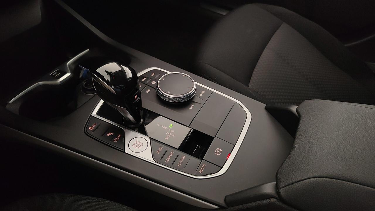 BMW 116d Advantage auto