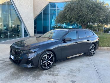 Bmw 530e xDrive Touring Msport possibilità noleggio no scoring