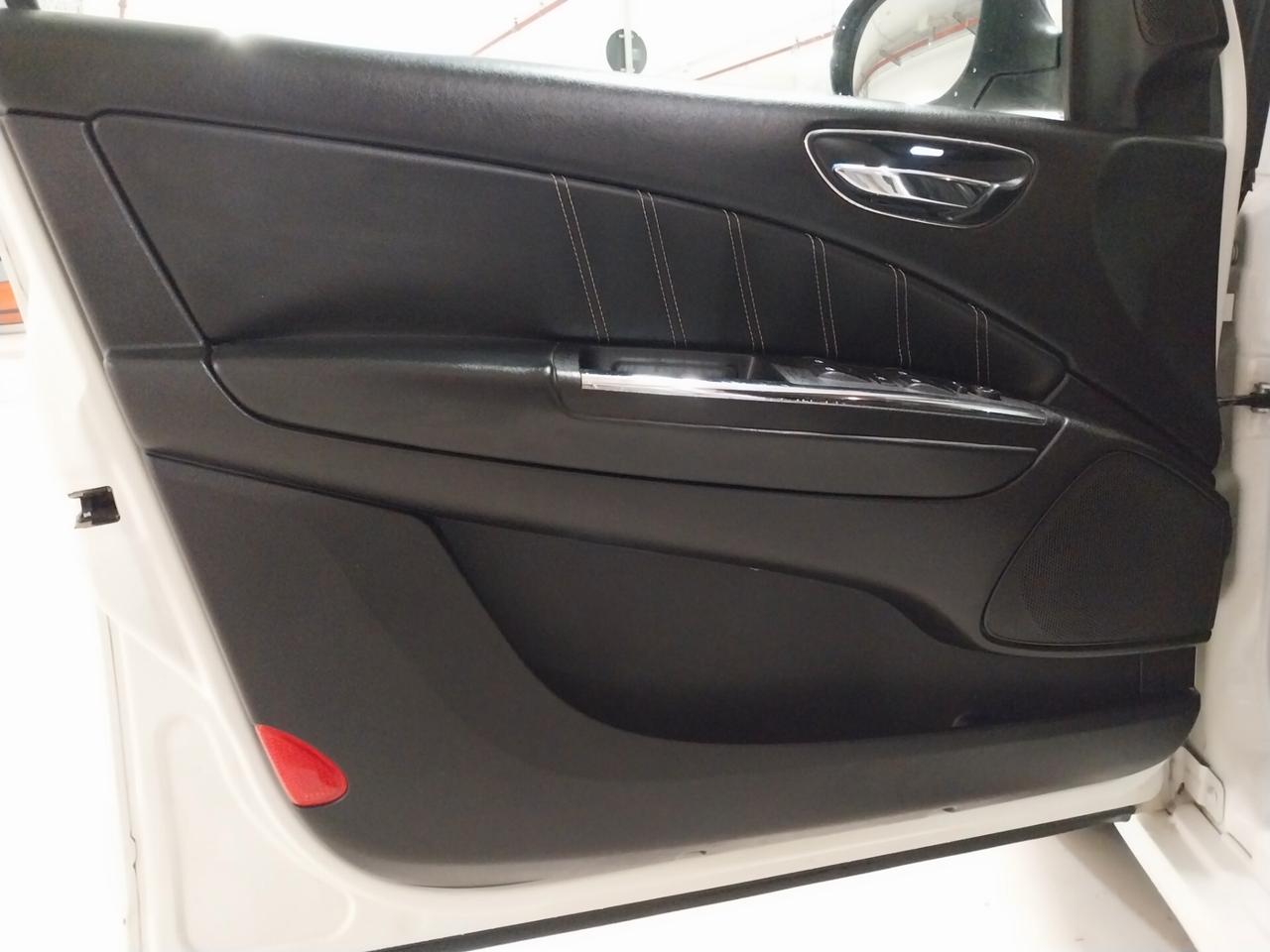 Lancia Delta 1.6 MJT DPF Platinum - ok neopatentati