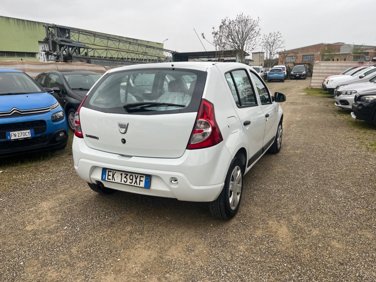 Dacia Sandero 1.2 16V Lauréate 2011 121.000 KM