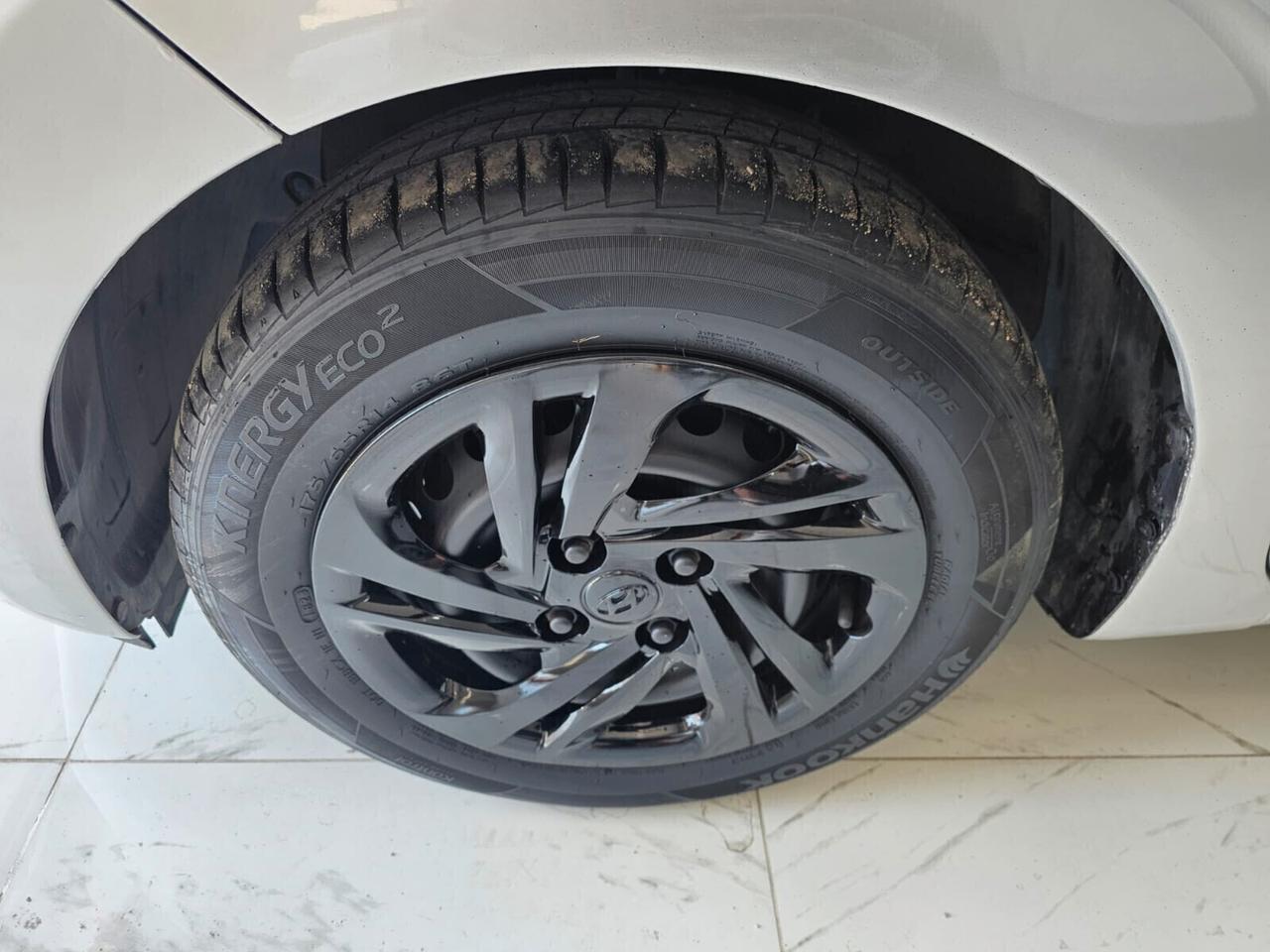 NUOVA HYUNDAI i10 ADVANCED 1.0 BENZ 67CV - UFFICIALE ITALIANA