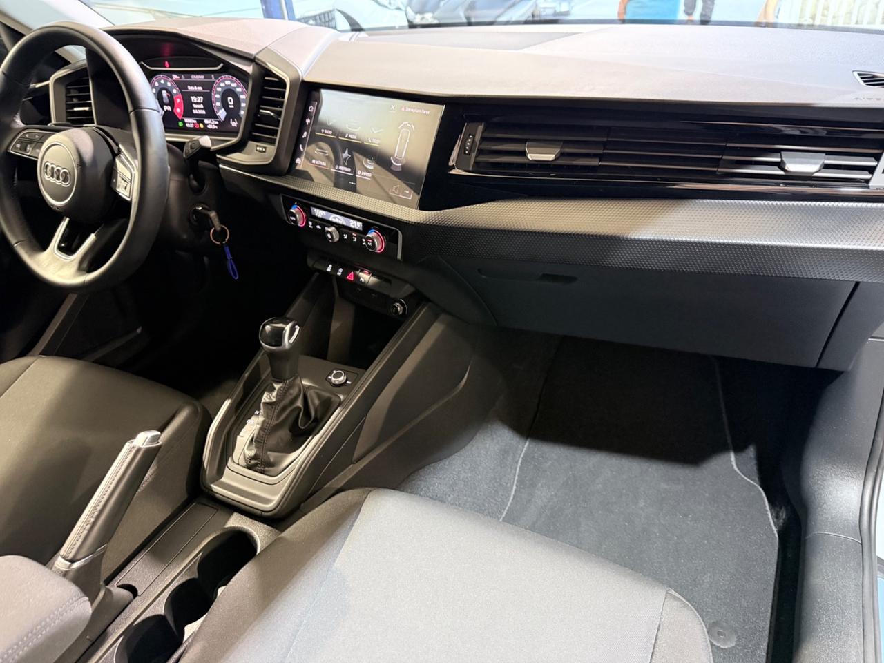 Audi A1 SPB 30 TFSI S tronic Identity Black