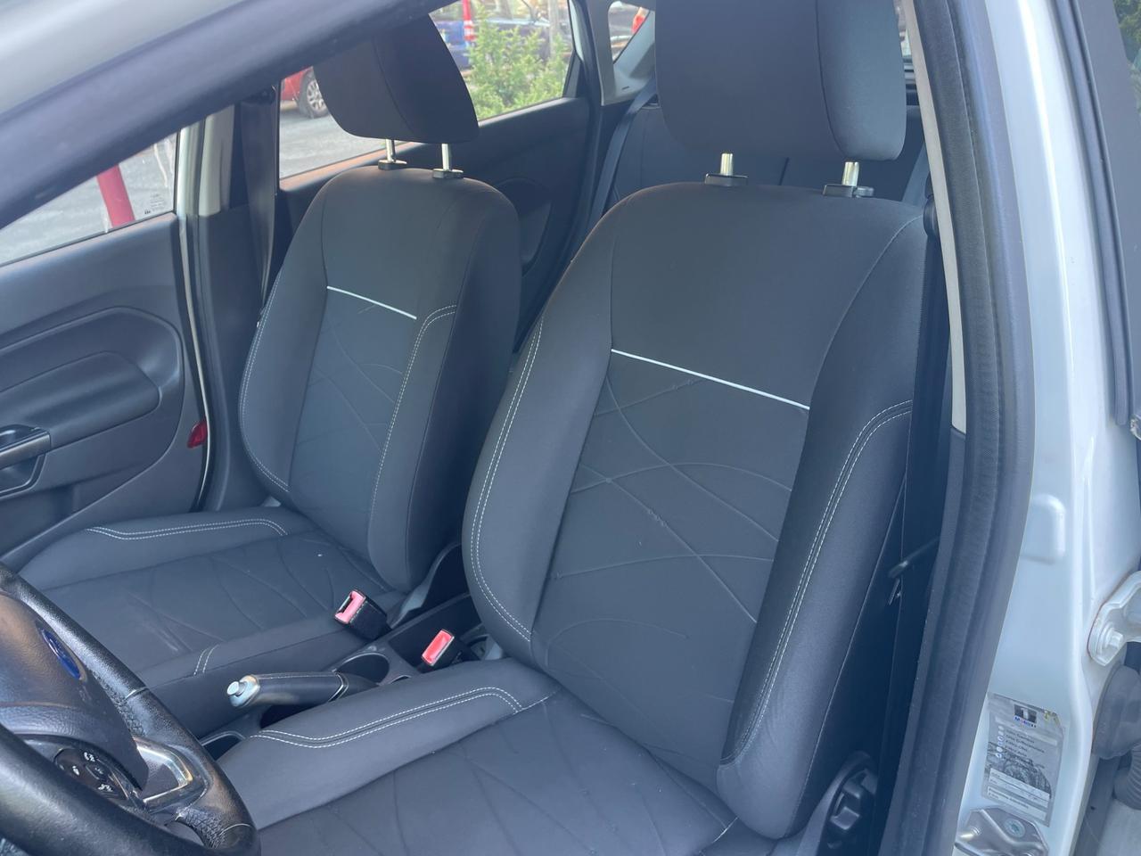 Ford Fiesta 1.4 5 porte Bz.- GPL/GARANZIA 12 MESI