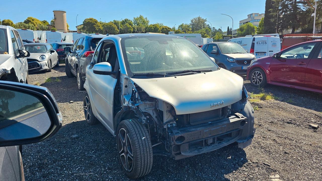 SINISTRATO Smart ForTwo EQ Pulse