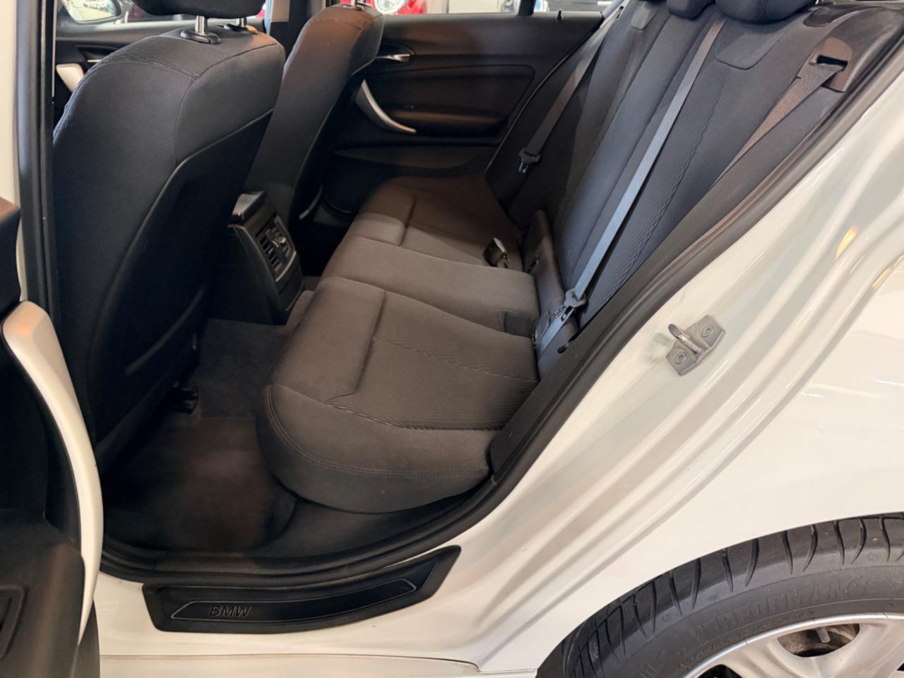 Bmw 114 114d 5p. Sport