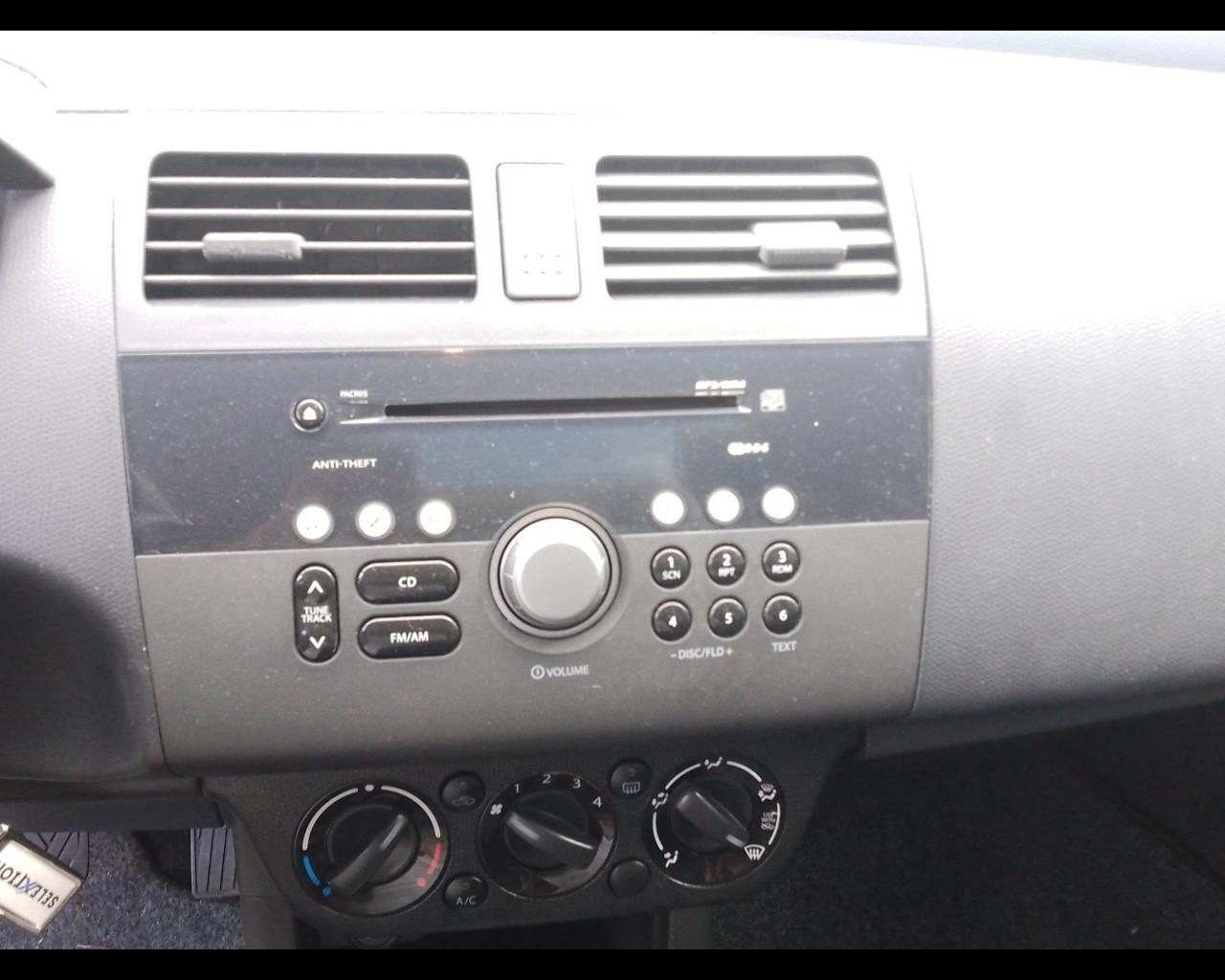 SUZUKI Swift (2005-2010) - Swift 1.3 DDiS 75CV 5p. GL
