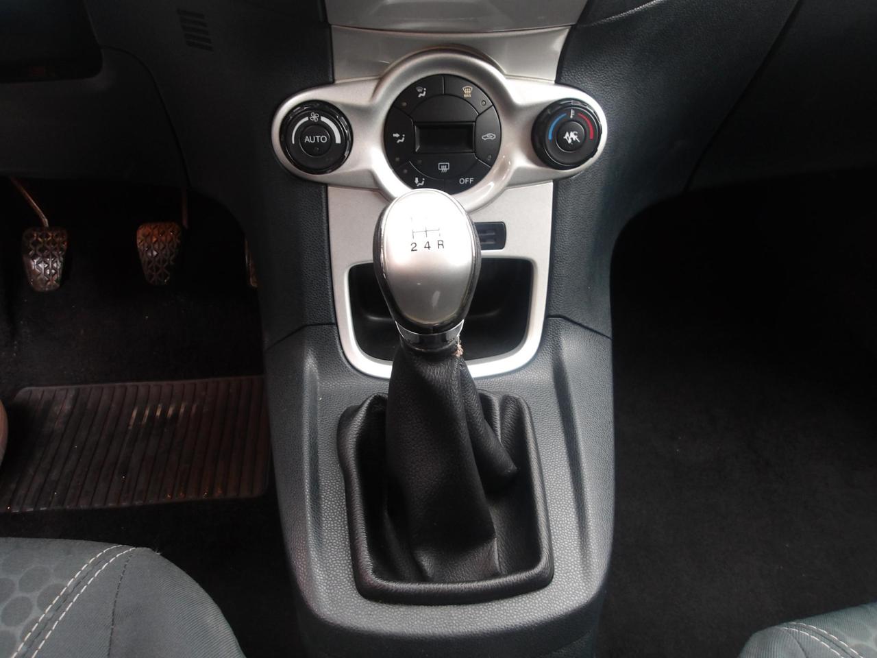 Ford Fiesta 5 Porte Fiesta 5p 1.4 tdci Titanium c/esp E5