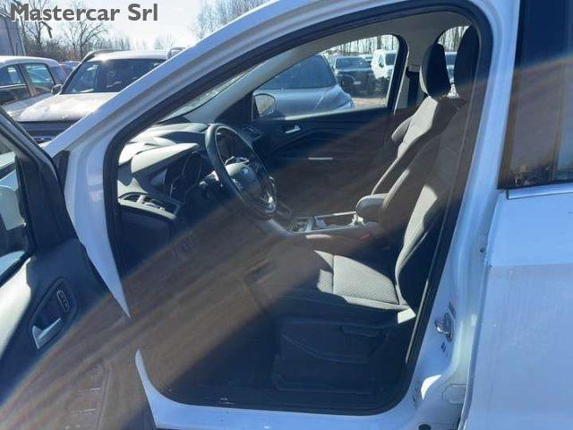 FORD Kuga 1.5 TDCi 120CV AUTOM S&S Business TG : FR704FJ