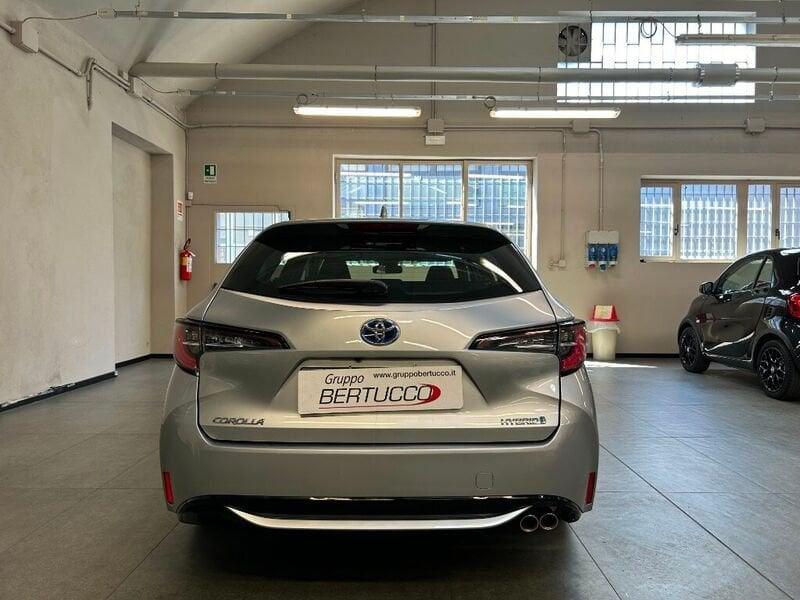 Toyota Corolla Touring Sports 2.0 Hybrid Business