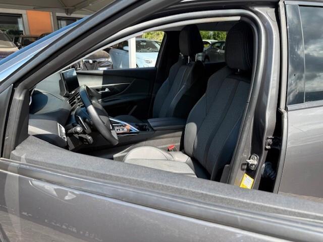 Peugeot 3008 BlueHDi 130 S&S EAT8 Allure