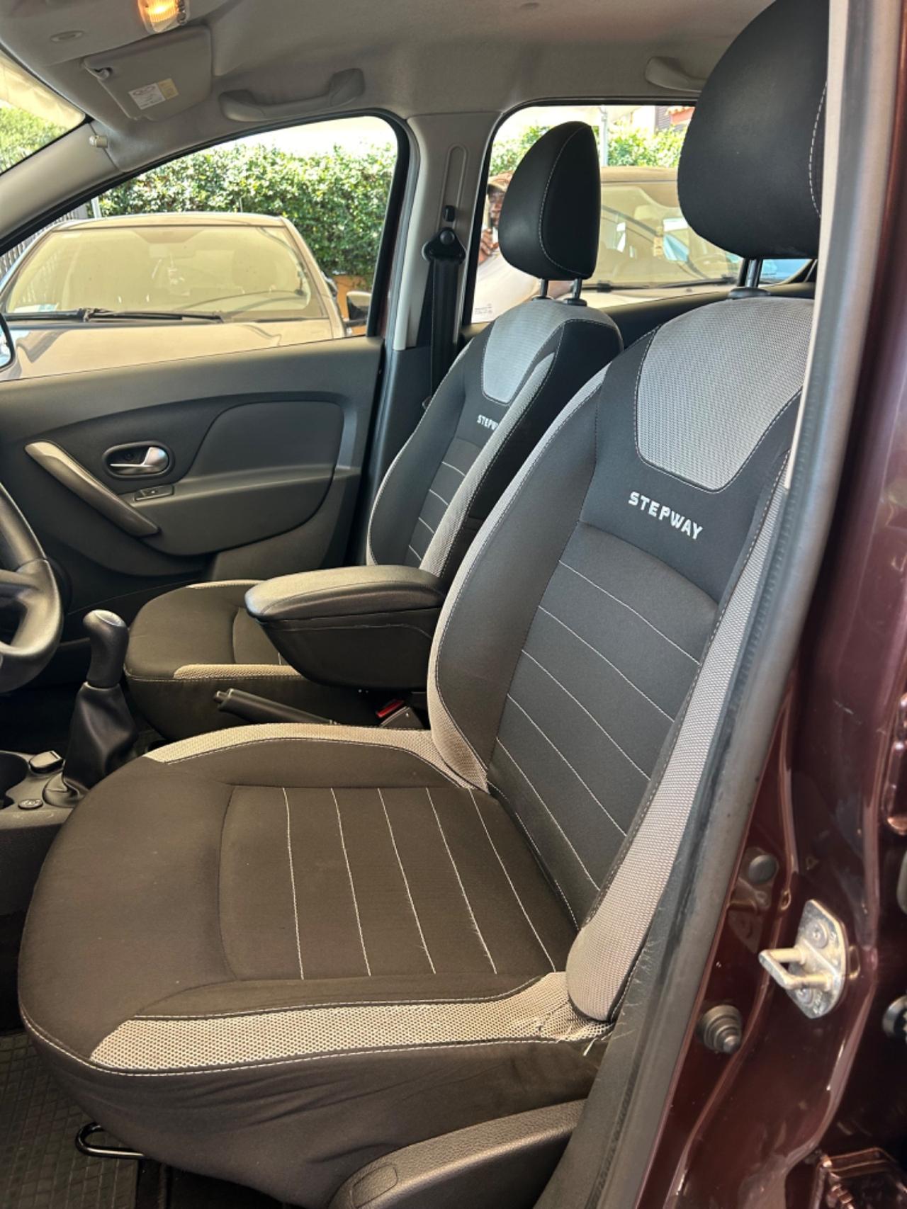 Dacia Sandero 0.9 TCe 12V TurboGPL 90CV Start&Stop Lauréate