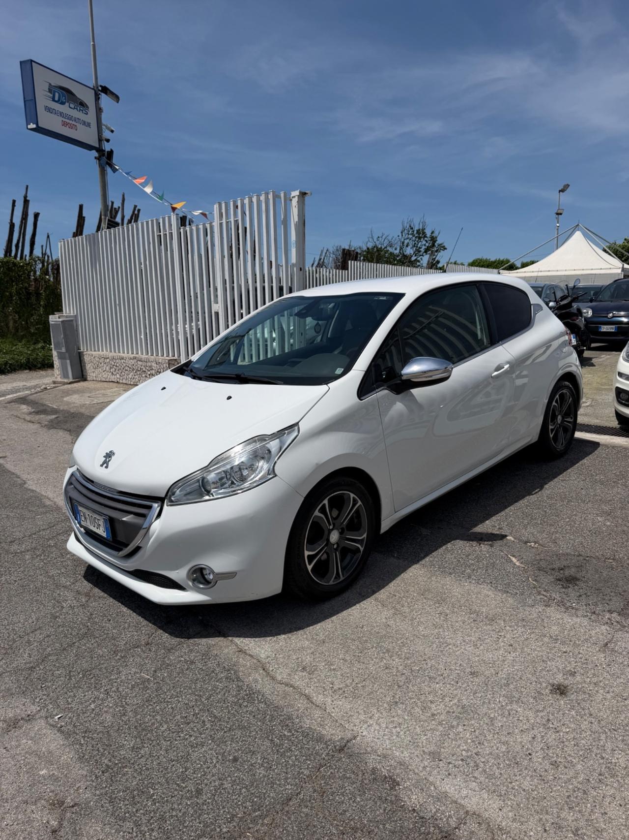 Peugeot 208 1.4 HDi 68 CV 3 porte Access