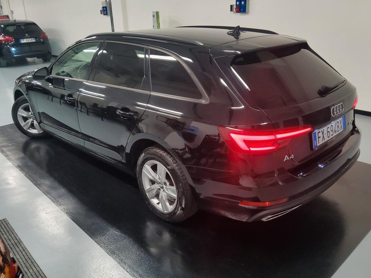 Audi A4 Avant 40 g-tron S tronic