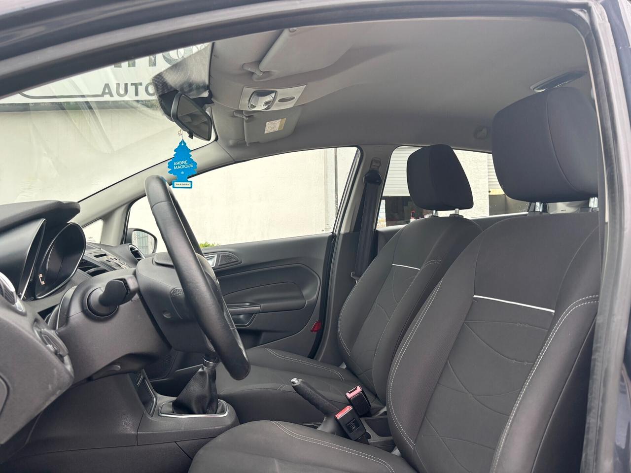 Ford Fiesta 1.5 TDCi 75CV 5 porte Titanium