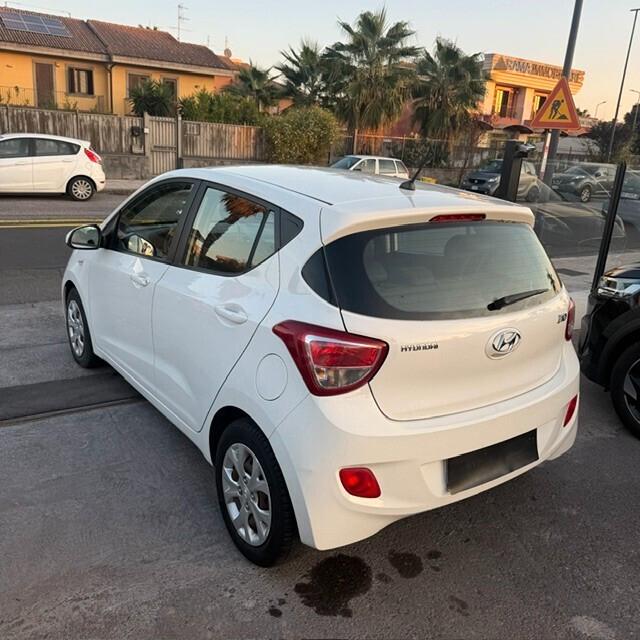 Hyundai i10 1.0 MPI Login