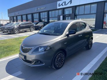 Lancia Ypsilon 1.0 FireFly Hybrid Platino