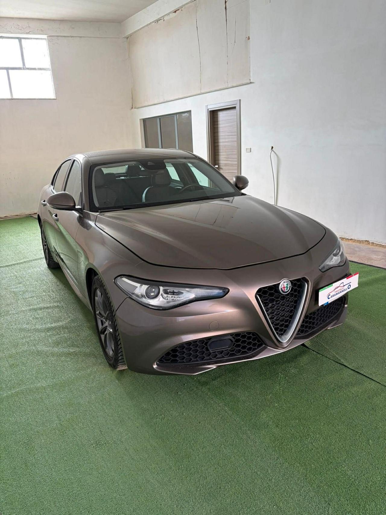 Alfa Romeo Giulia 2.2 Turbodiesel 160 CV AT8 Super