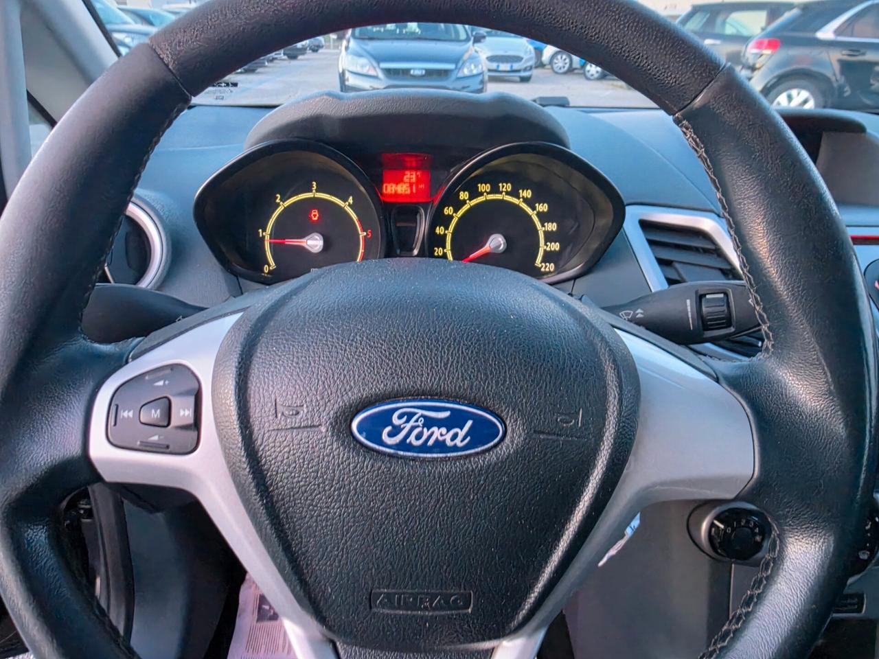 Ford Fiesta 1.4 TDCi 5p. Titanium