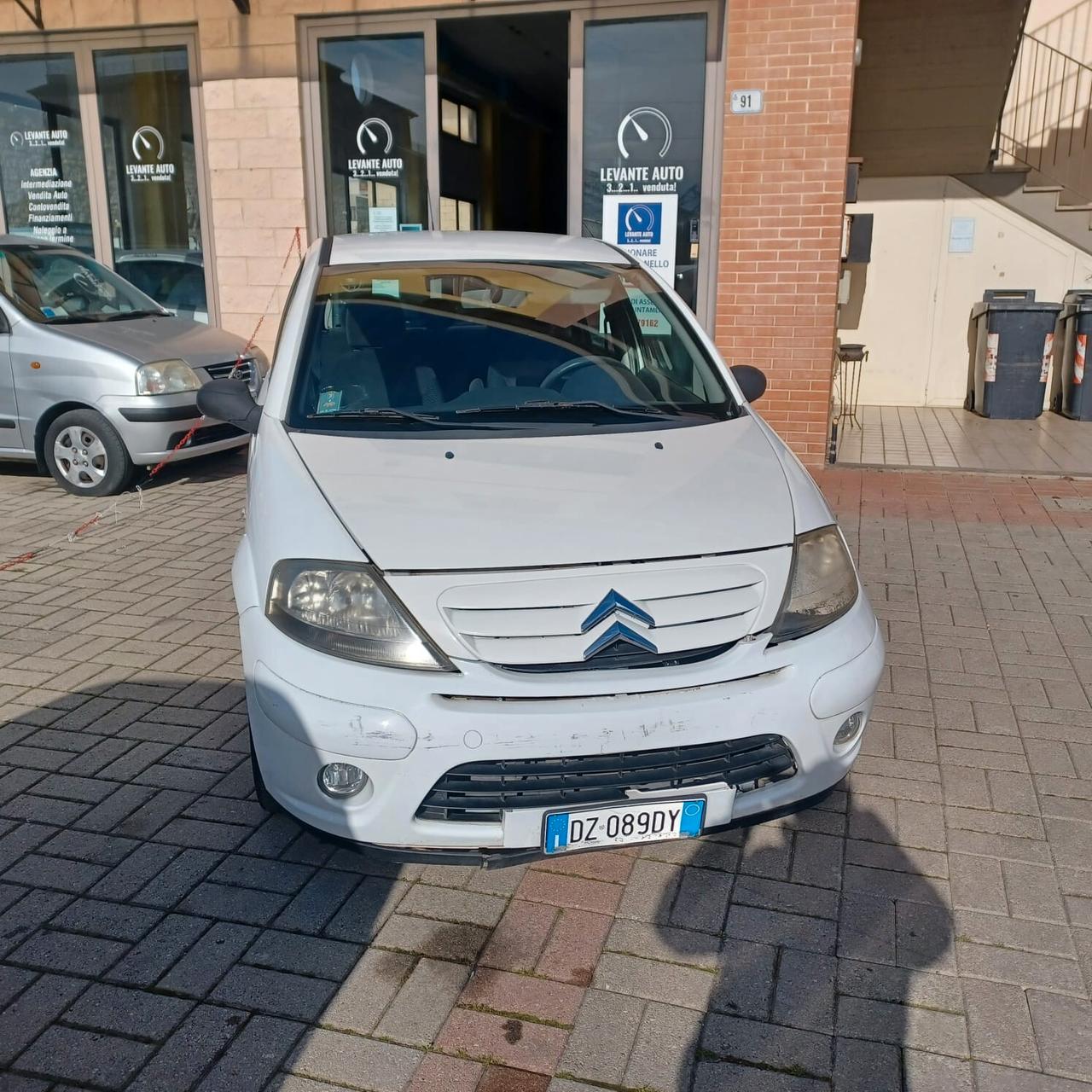 ECONOMICA C3 1..1 BENZINA/GPL DI FABBRICA