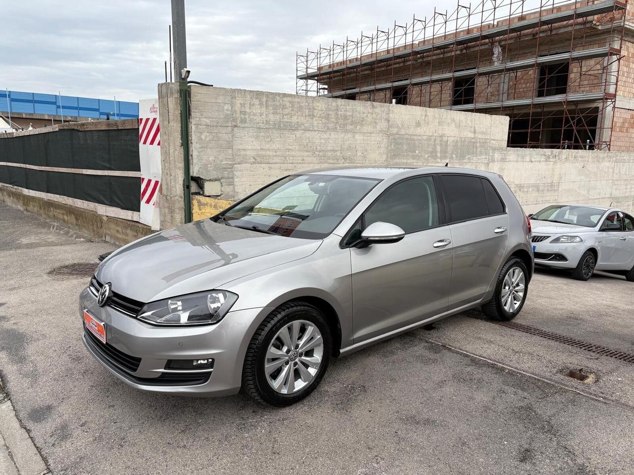 VOLKSWAGEN GOLF 1.6 DIESEL 110 (CV) 2016