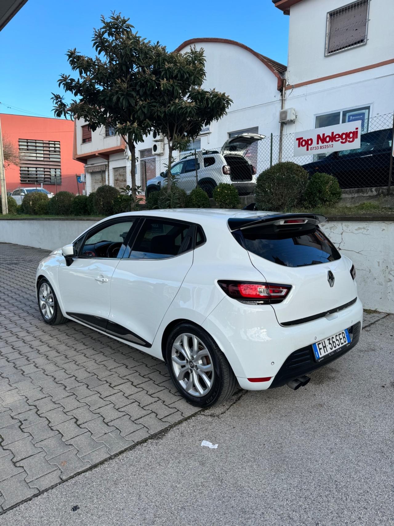 Renault Clio dCi 8V 90 CV NEOPATENTATI