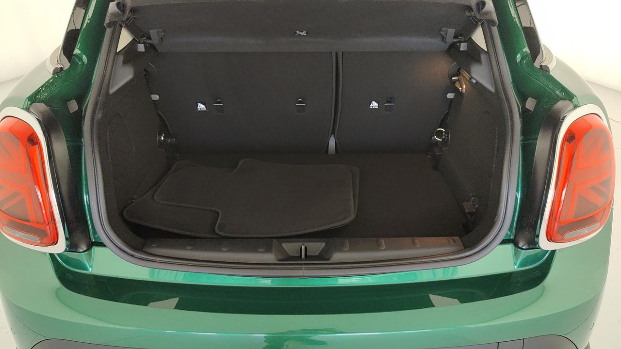 MINI Mini IV F55 2021 5p - Mini 5p 1.5 Cooper Classic auto