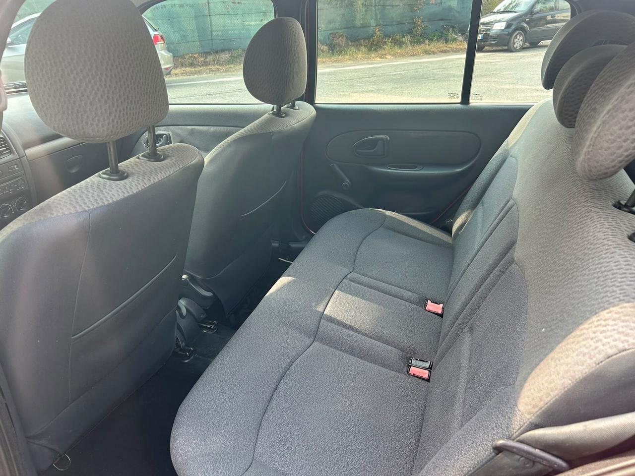 Renault Clio 1.2 benzina 5 porte