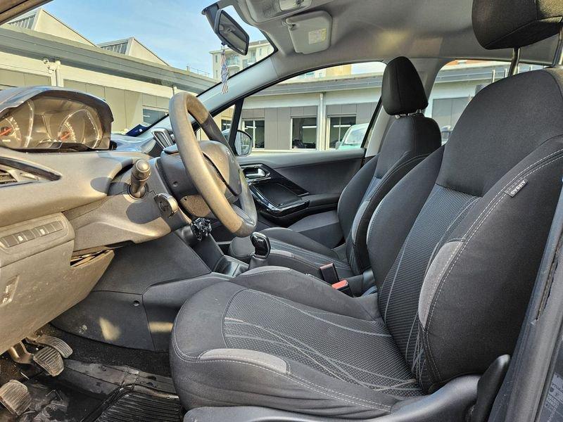 Peugeot 208 1.2 PureTech 82cv Allure
