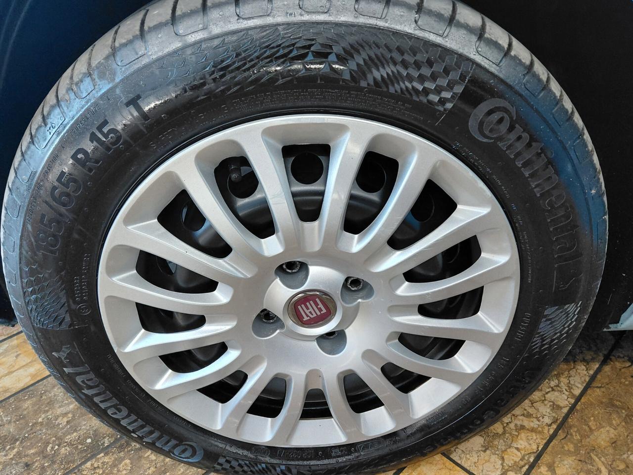 Fiat Punto 1.4 8V 5 porte GPL DI SERIE 2014