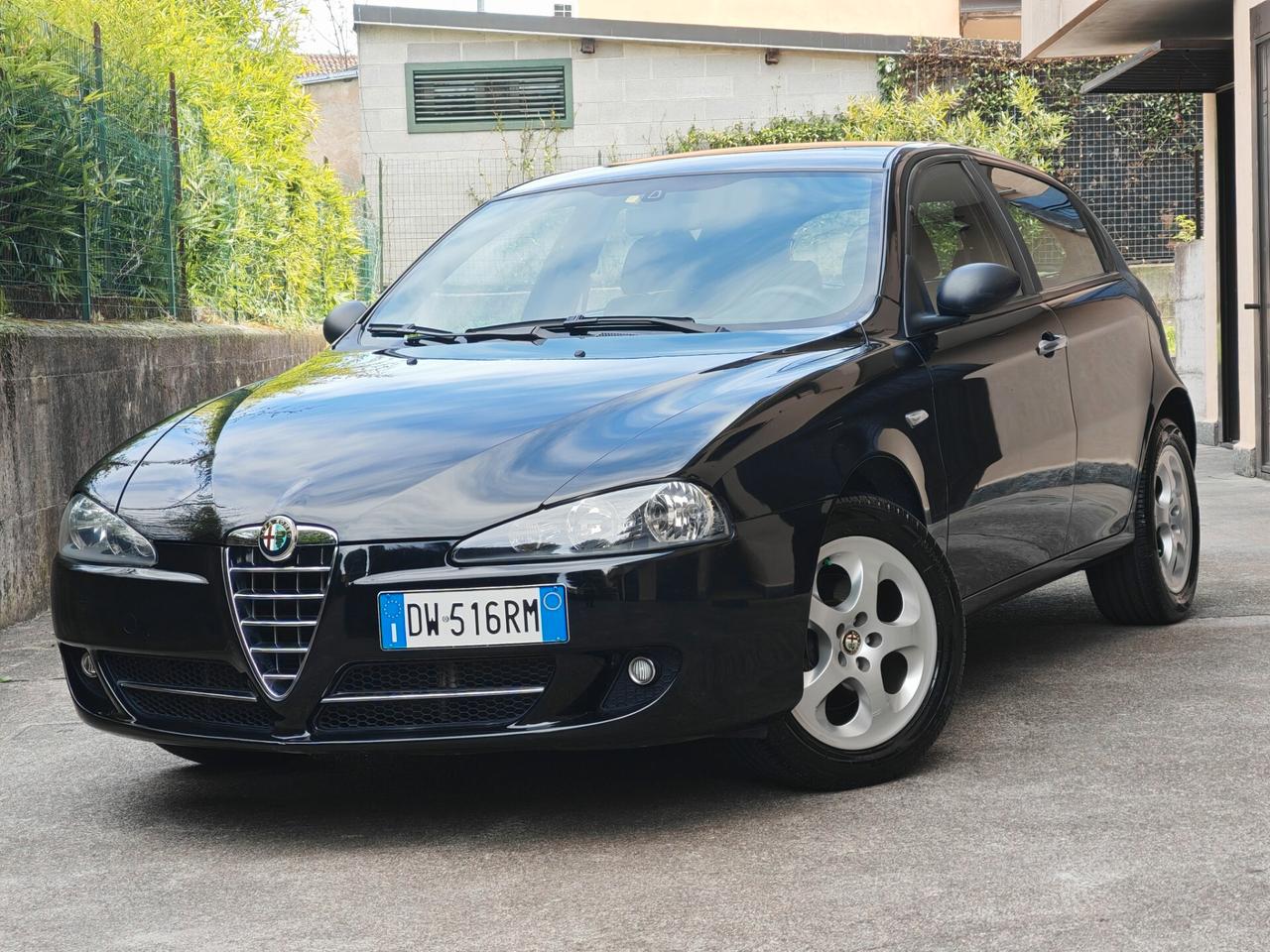 Alfa Romeo 147 1.6 BENZINA 120cv / 71.000km / Unipro